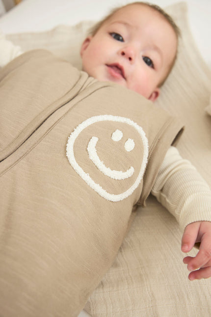 Meyco Baby Slub Met Smile Applicatie Baby Slaapzak Met Afritsbare Mouwen Taupe/Offwhite